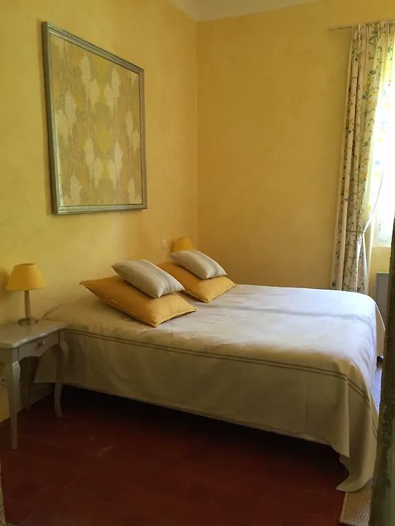 Domaine La Carraire Bed & Breakfast Lauris France