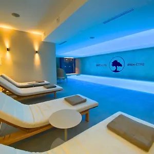 Brit Piscine & - Fougeres Hotel Lecousse