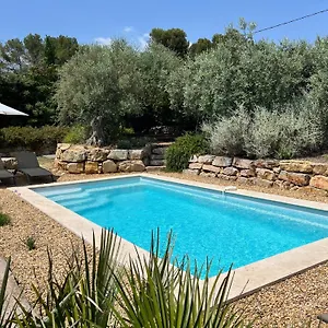 Bed & Breakfast La Aux Oliviers, Flayosc
